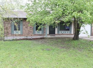 1172 New Towne Rd, Arnold, MO 63010