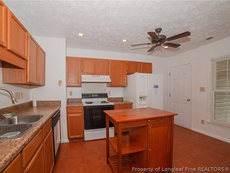 6440 Brookshire St — Photo 21