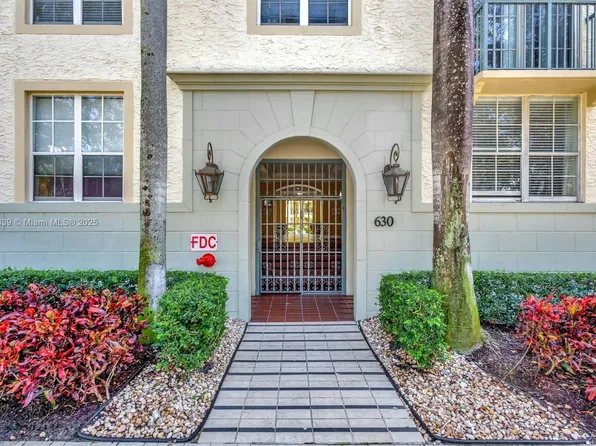 630 Sapodilla Ave APT 104, West Palm Beach, FL 33401