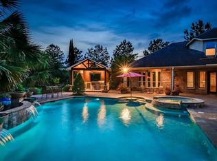 27 Highclere Park Dr, Spring, TX 77379