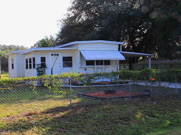 2nd image of 208 Jessica St