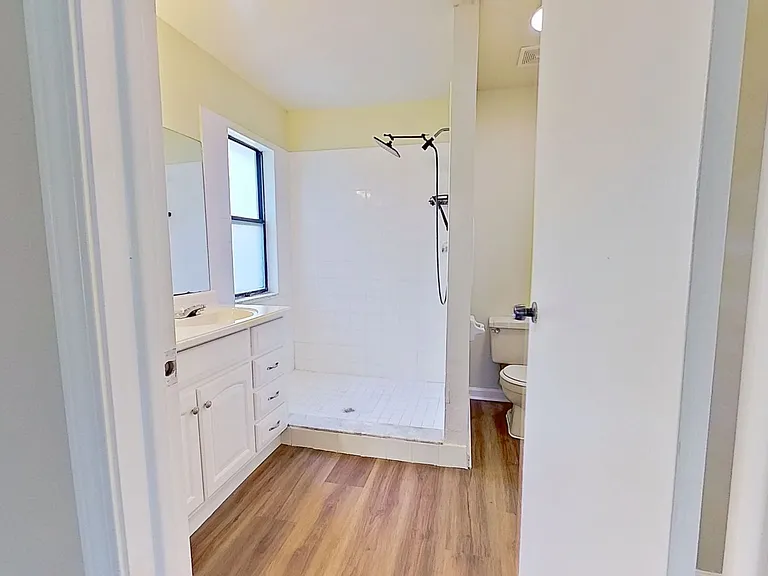 12958 Medford Ln — Photo 14
