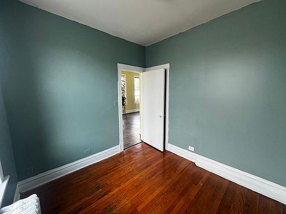 5th image of 4829 23rd Pl Unit 2