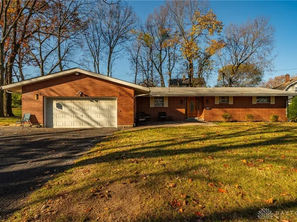 1435 Gascho Dr, Dayton, OH 45410