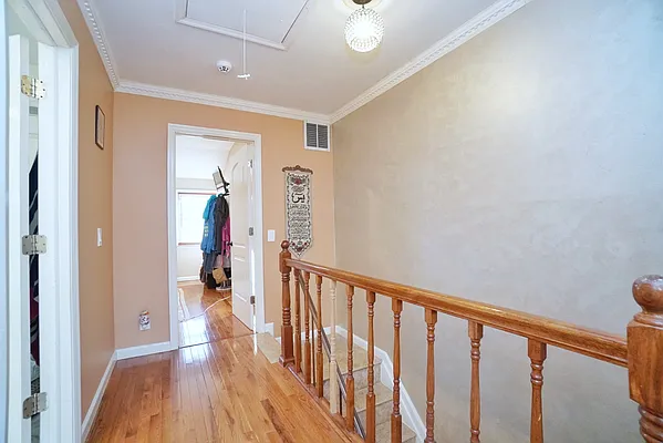 Sold by Remax Edge | media 13