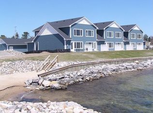 712 E Bay St, East Tawas, MI 48730