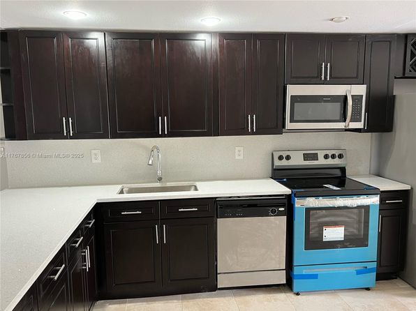 4802 Gladiator Cir