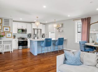 18 Crestway Rd UNIT 3, Boston, MA 02128