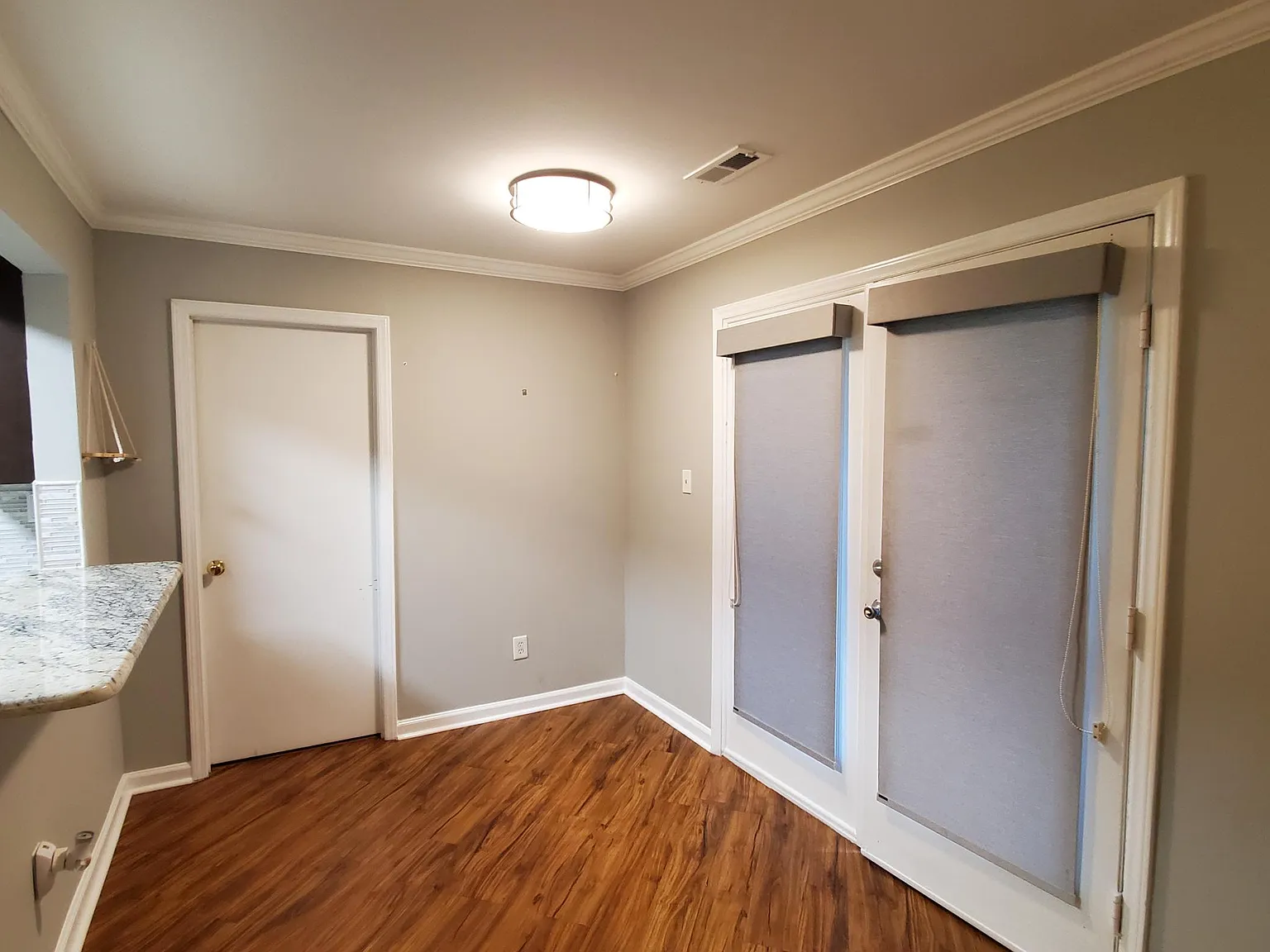 2 bed, 836 sqft, $1,550 — Photo 4