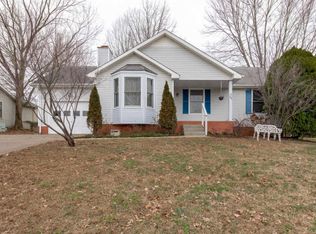 1786 Forrestdale Dr, Clarksville, TN 37042