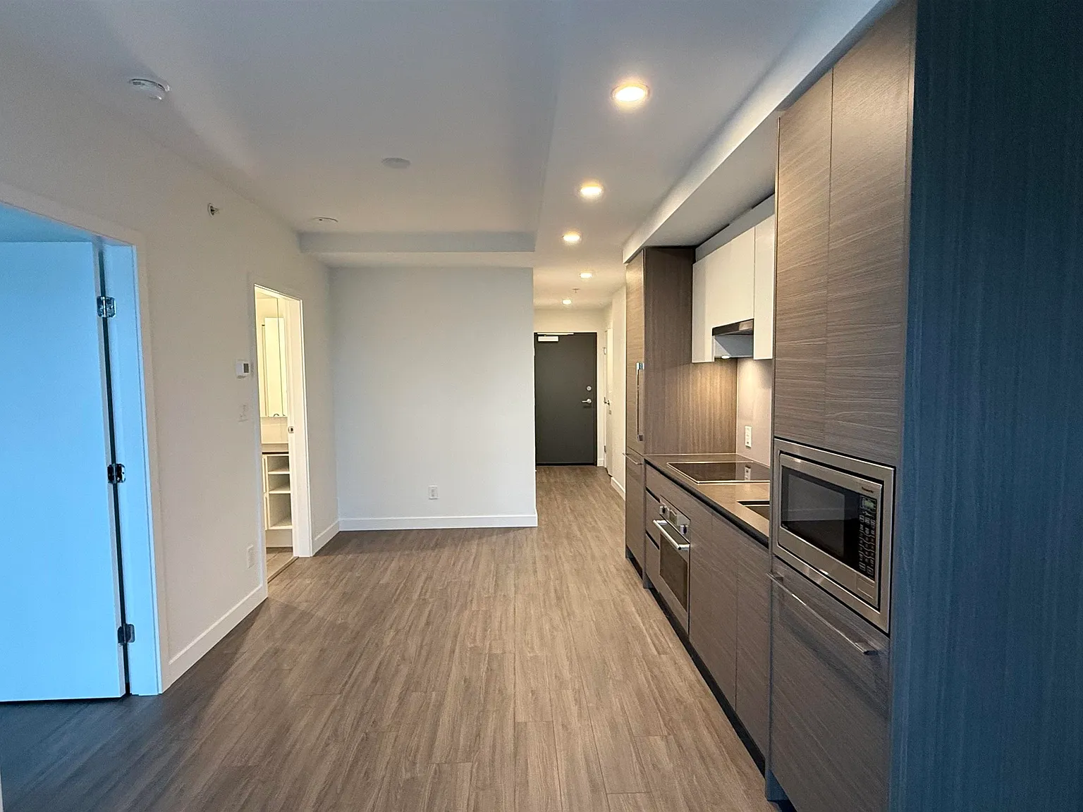 1 bed, 493 sqft, $1,600 — Photo 4