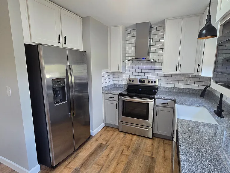 3459 Bloomingdale Rd #6 — Photo 8