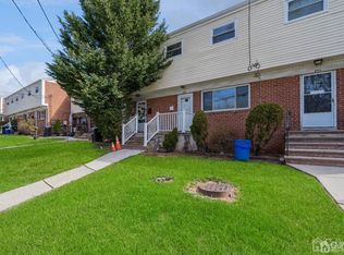 253 S 11th Ave, Highland Park, NJ 08904