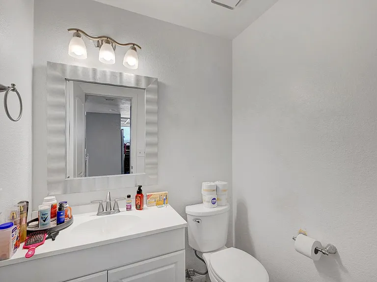 6644 Pepperidge Way — Photo 13