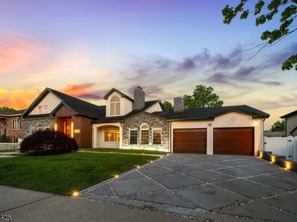 60 North St, Elmwood Park Boro, NJ 07407