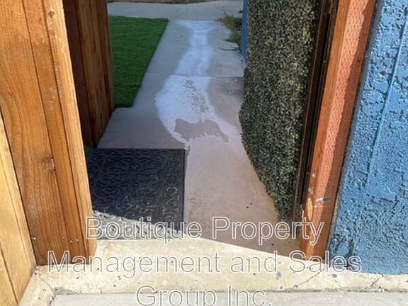 3rd image of 792 Termino Ave #B