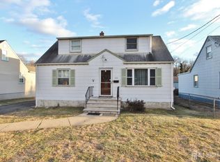 263 Greenbrook Rd, North Plainfield, NJ 07060