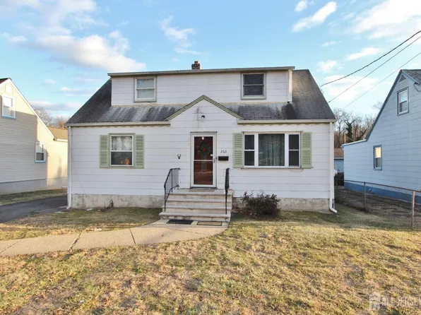 263 Greenbrook Rd, North Plainfield, NJ 07060