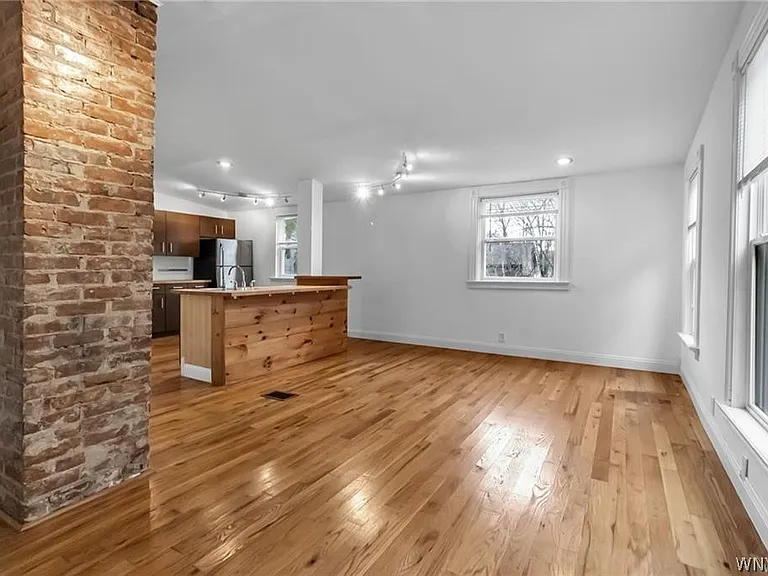 575 Auburn Ave — Photo 5