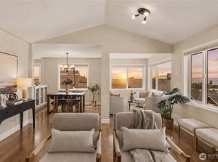 633 Main St APT 202, Edmonds, WA 98020
