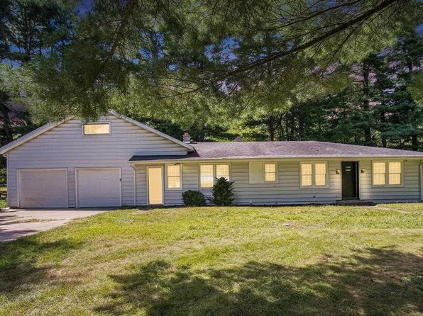 55275 Orchid Rd, South Bend, IN 46628