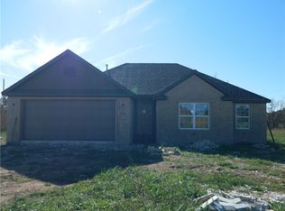 2271 Hunter Dr, Pea Ridge, AR 72751
