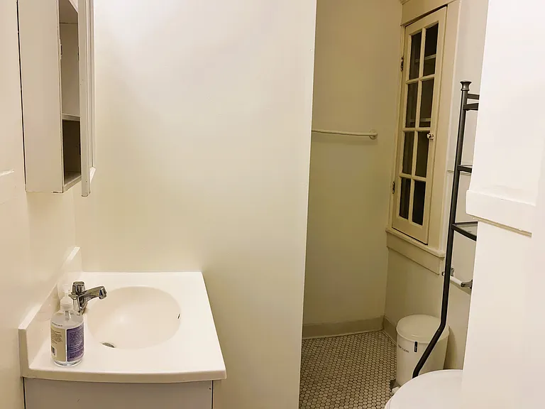939 Broadway St #DEF — Photo 15