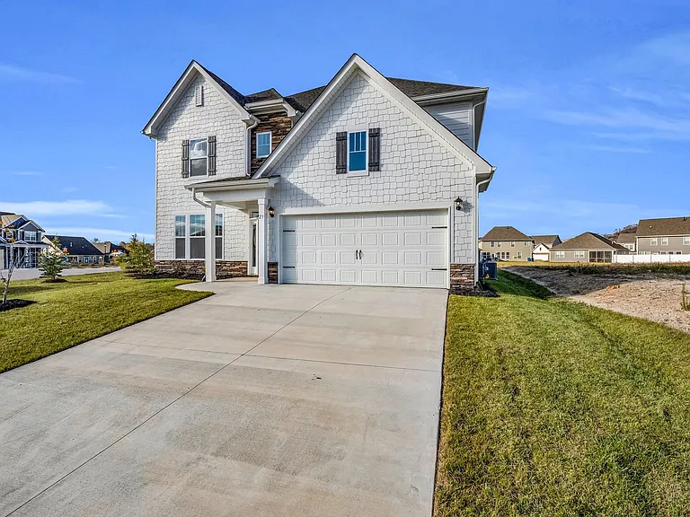 23 Silverthorne Ct — Photo 1