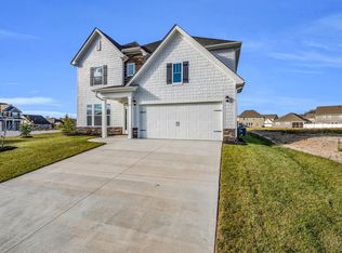 23 Silverthorne Ct, Hendersonville, NC 28792