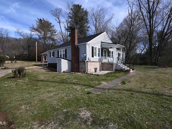 476 Flanary St, Gate City, VA 24251