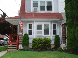 1100 Harding Dr, Havertown, PA 19083