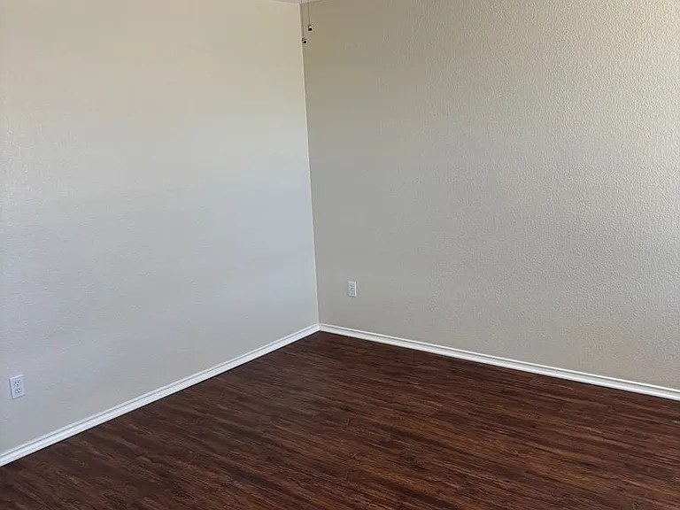 1403 Haley Gray Dr — Photo 21