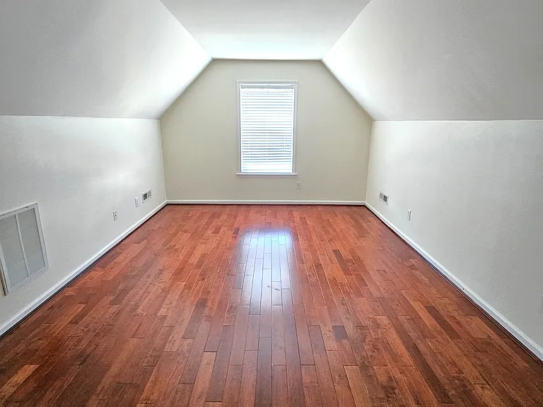 7 Bushberry Way — Photo 31