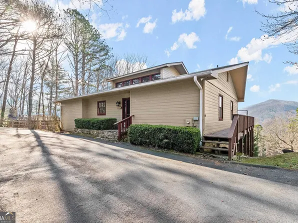 690 Sky High Dr, Sky Valley, GA 30537