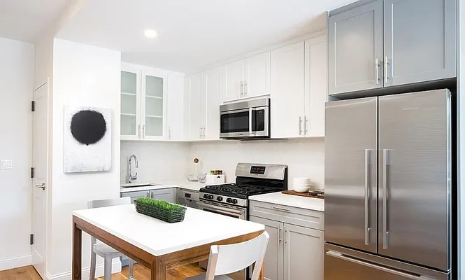 Rented by Vertical Real Estate LLC | media 2