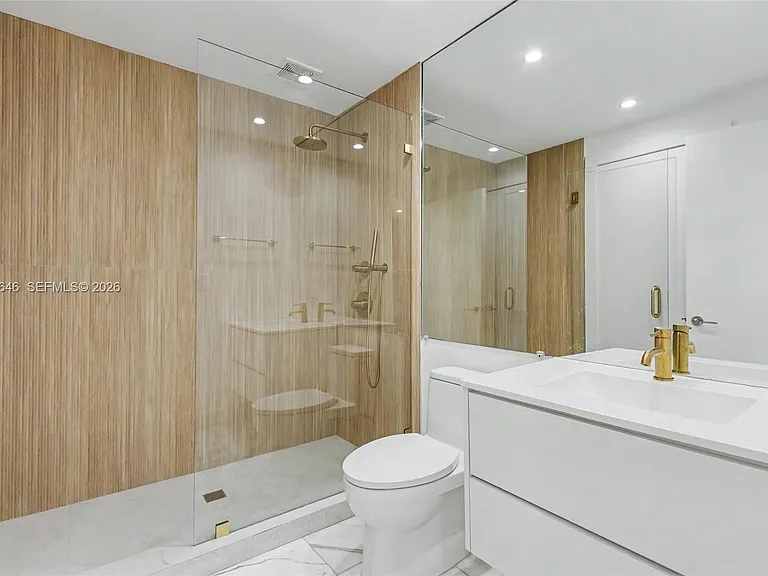 731 Crandon Blvd #208 — Photo 34