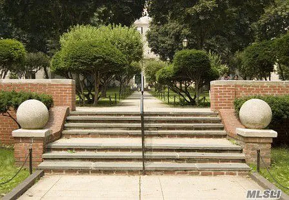 Sold by Douglas Elliman | media 7