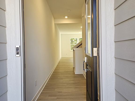 2nd image of 6589 Halsey St