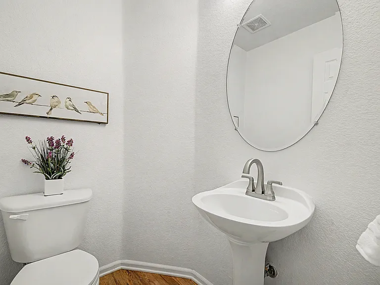 9917 Aftonwood St — Photo 6