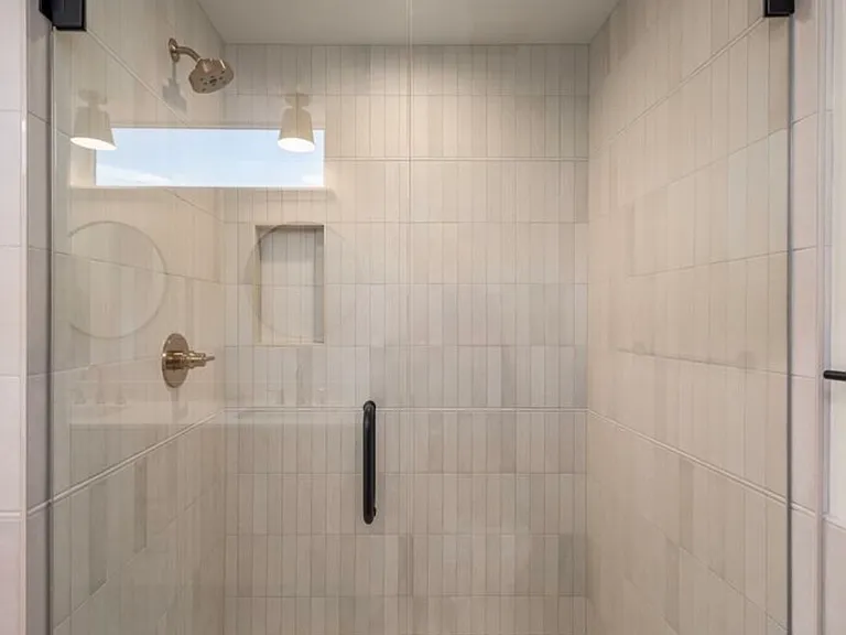 3612 Francis Ave N #A — Photo 10