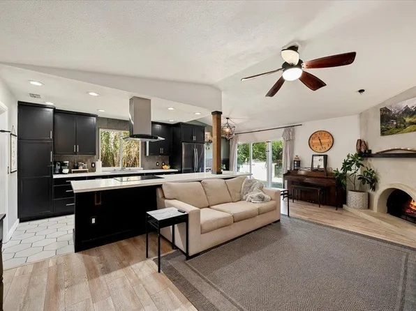 7031 Canevalley Cir, Citrus Heights, CA 95621