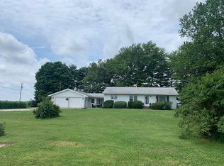 2900 North Rd, Blue Mound, IL 62513