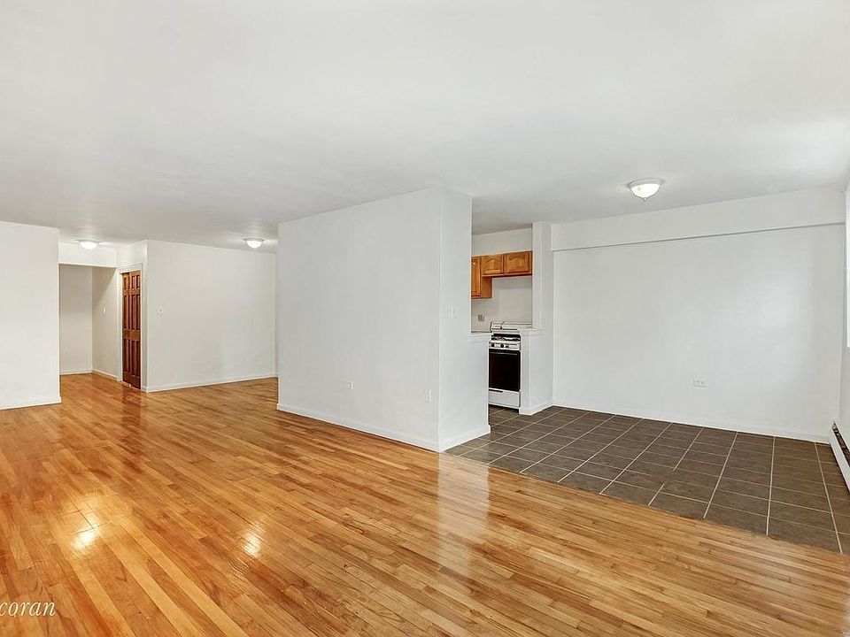 2nd image of 9904 57th Ave APT 2C