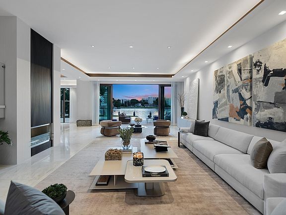 2nd image of 100 Bal Bay Dr