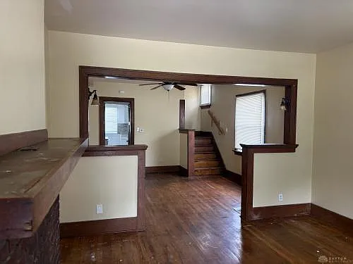 3 bed, 1.0 bath, 1250 sqft, $1,200 — Photo 3