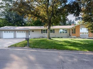 1011 11th Ave E, Durand, WI 54736