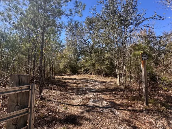 12 Thirteeth Ave, Saint George, GA 31562