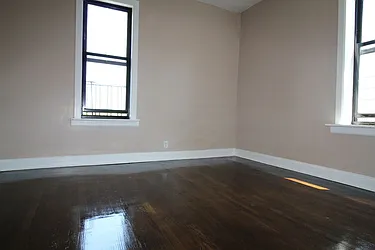 Rented by Bruma Realty LLC