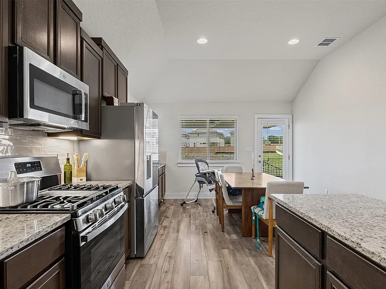 627 Biscayne Bay Bnd — Photo 8
