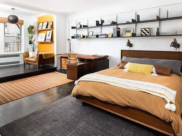 25 Minetta Ln APT 3-J, Manhattan, NY 10012